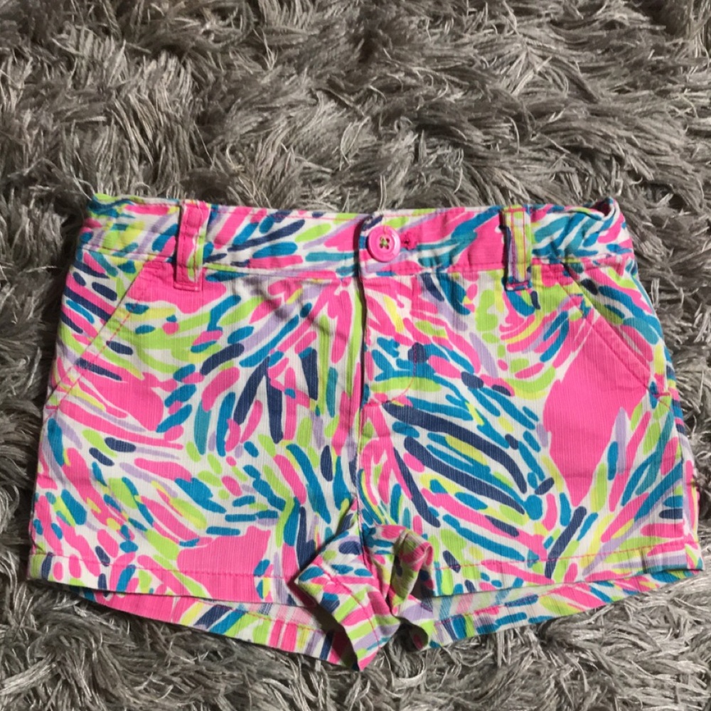 Fun Lilly Pulitzer Shorts 💕🌴